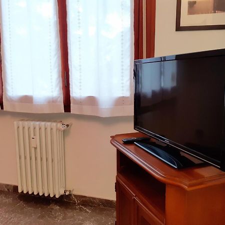 Апартаменты La Casa Di Claudia Флоренция Экстерьер фото