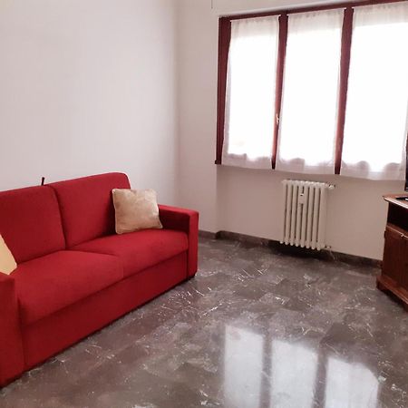 Апартаменты La Casa Di Claudia Флоренция Экстерьер фото